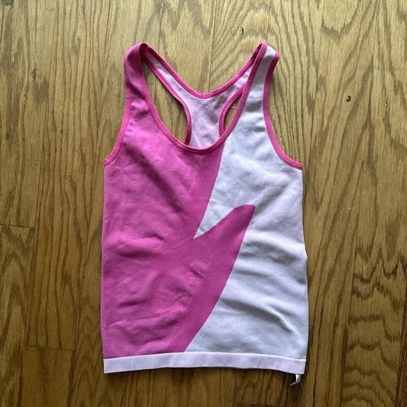 Unbranded Tops - Tank top size small super